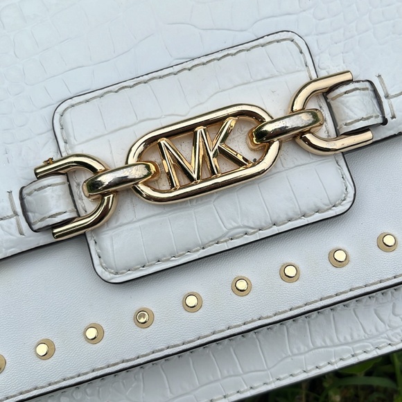 MK MICHAEL KORS Heather Large Studded Crocodile Embossed Leather Shoulder Bag - Picture 12 of 16